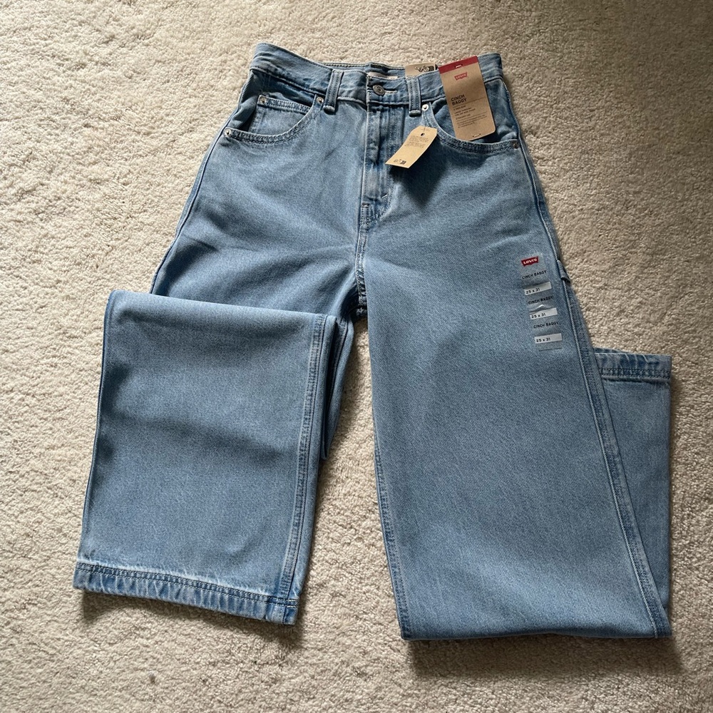 NWT Levi's Cinch Baggy High Rise Cargo Women's Jeans Size 25/31